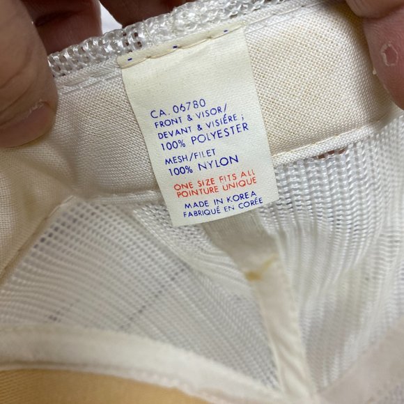 Vintage Hat Cap Snapback White Trucker Mesh Bailey's Lounge and Dining Patch - Picture 8 of 10